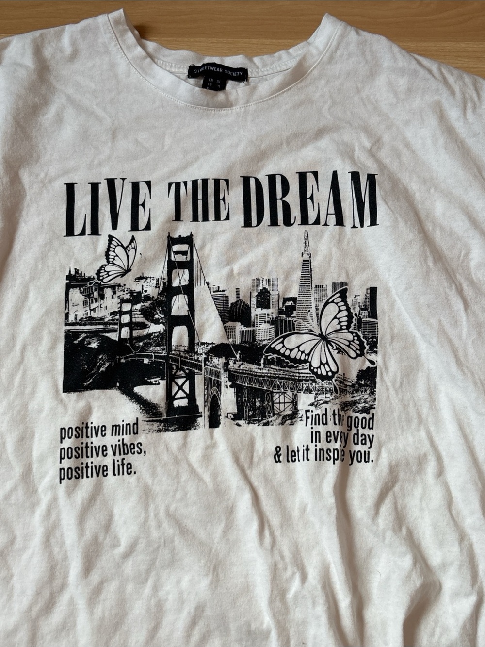 Charlotte Russe White Graphic 'Live The Dream' Short Sleeve Tee